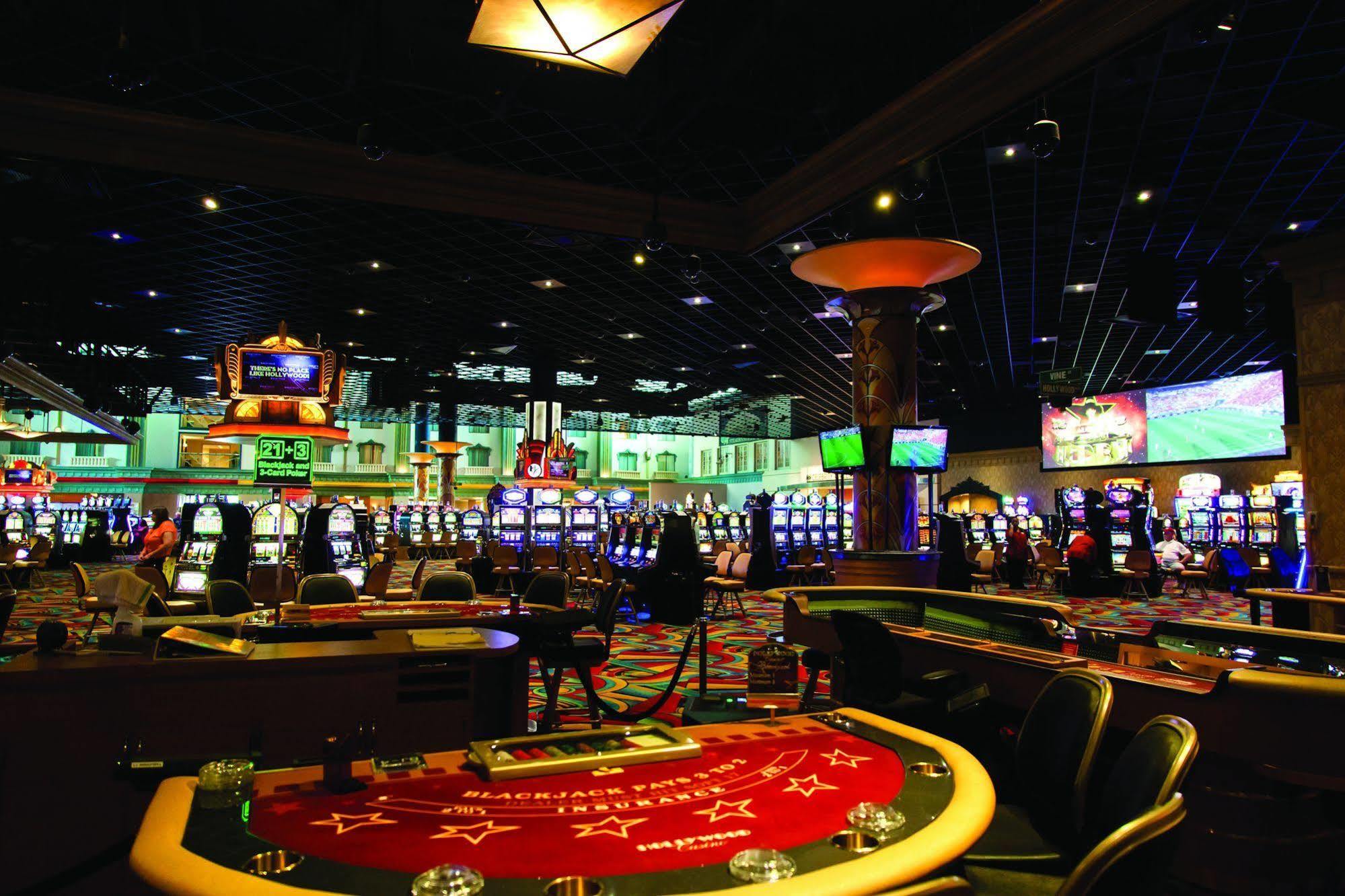 Отель Hollywood Casino Tunica Robinsonville Экстерьер фото